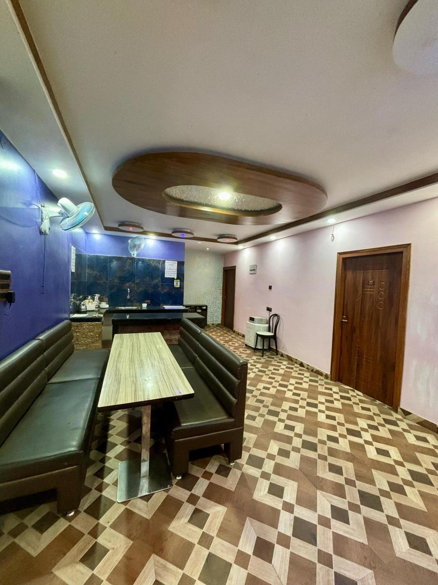 גווהטי Krishna Shree Guest House מראה חיצוני תמונה