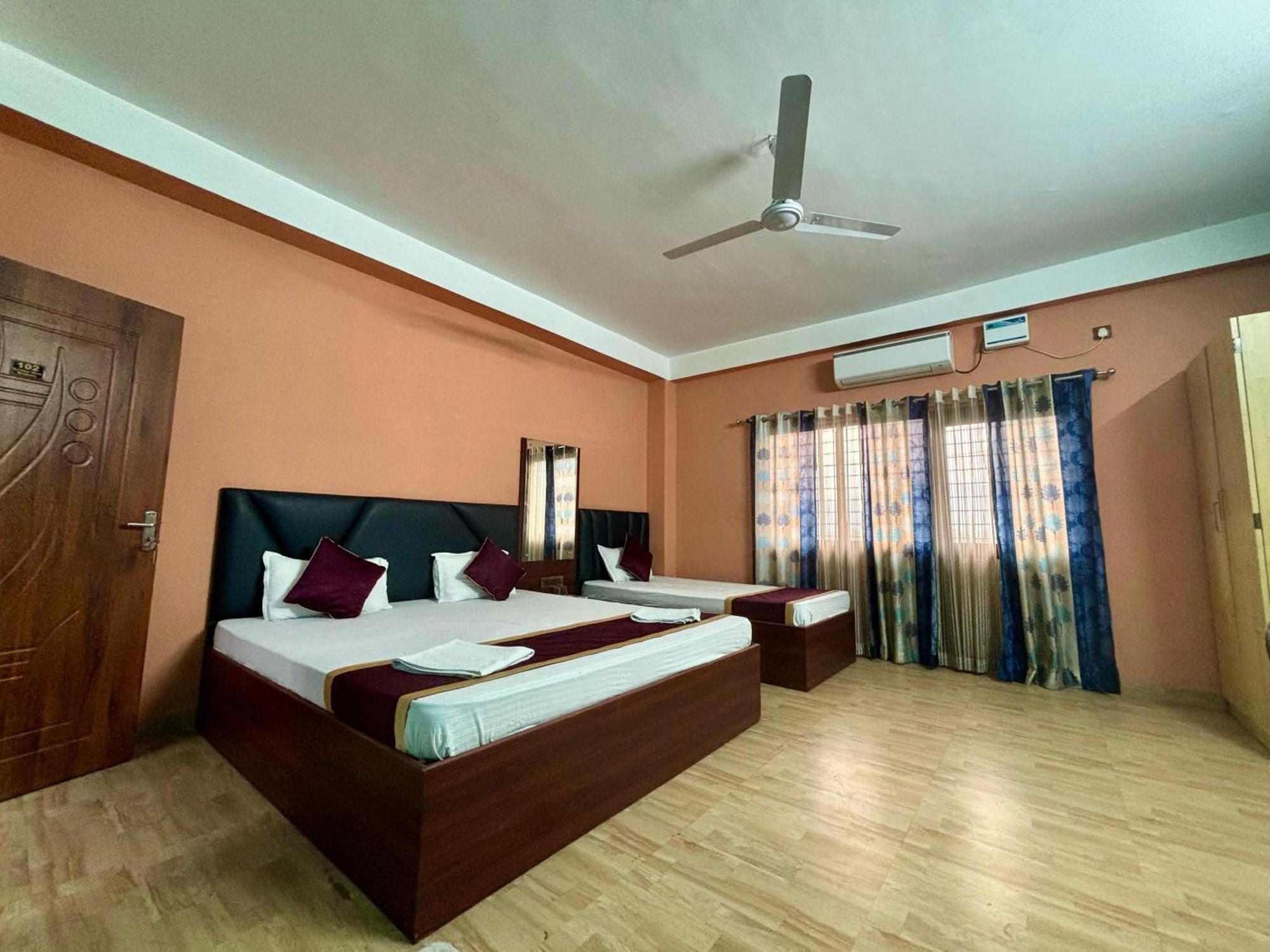 גווהטי Krishna Shree Guest House מראה חיצוני תמונה