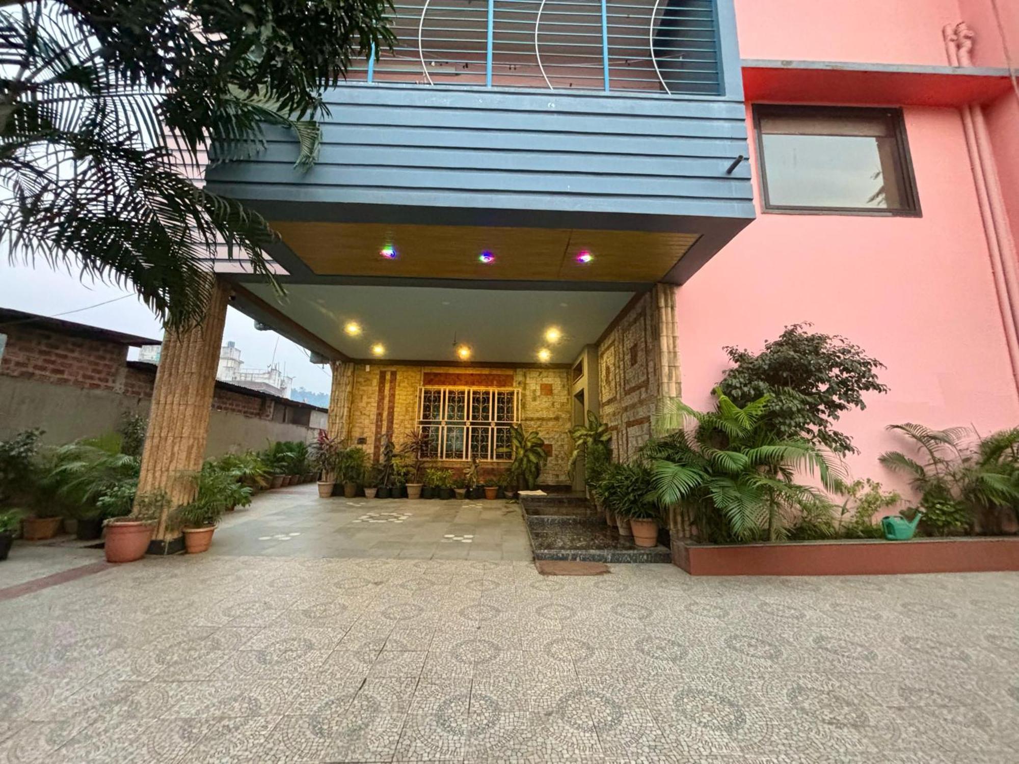 גווהטי Krishna Shree Guest House מראה חיצוני תמונה